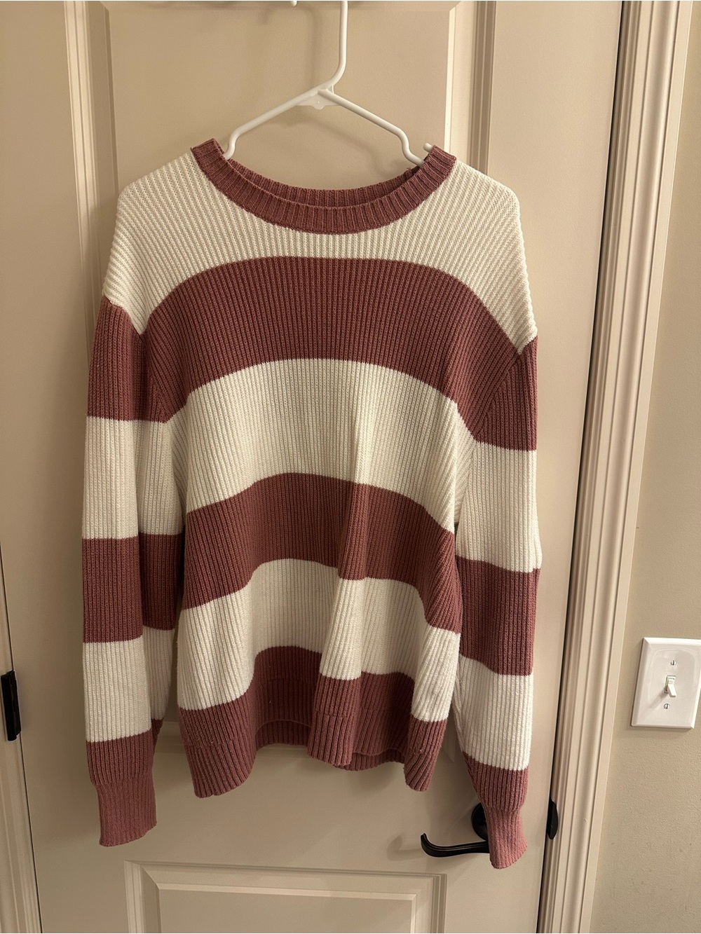 Hollister Oversized Crew Sweater | Like New | Size M